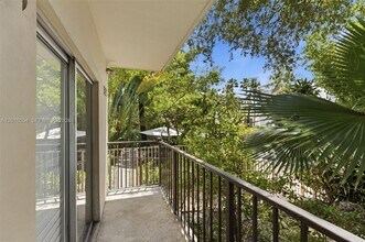 821 Euclid Ave in Miami Beach, FL - Building Photo - Building Photo