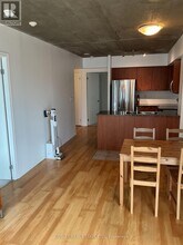 22 Wellesley St E in Toronto, ON - Building Photo - Building Photo