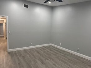 5516 NW 22nd St in Lauderhill, FL - Building Photo - Building Photo