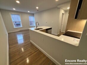 529 Beacon St in Boston, MA - Building Photo - Building Photo