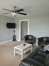 408 Hanbury Ave in Portsmouth, VA - Building Photo - Building Photo