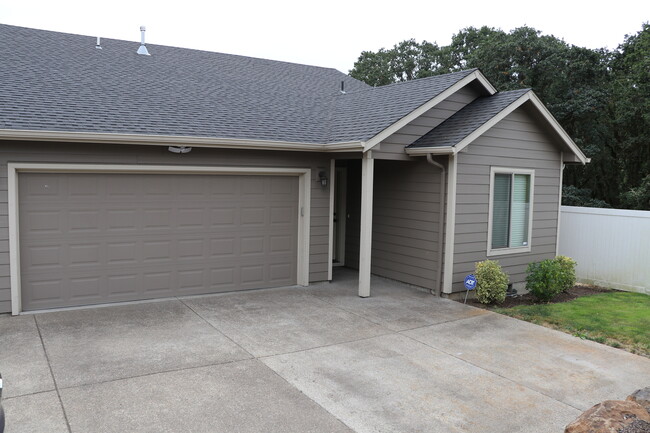 5178 Lone Tree Ct NE in Salem, OR - Building Photo - Building Photo