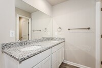 108 Burlington Dr photo'