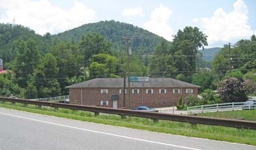 Campus Apartments West in Cullowhee, NC - Building Photo - Building Photo