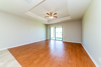 5540 105th Terrace E in Parrish, FL - Building Photo - Building Photo