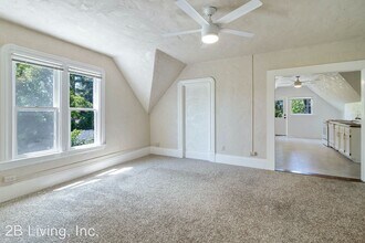 313 Tucker St-Unit -Unit C in Healdsburg, CA - Building Photo - Building Photo