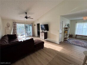 137 Wading Bird Cir in Naples, FL - Building Photo - Building Photo