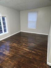 1135 Laire Dr in St. Louis, MO - Building Photo - Building Photo