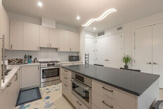 1701 W Webster Ave in Chicago, IL - Building Photo - Building Photo