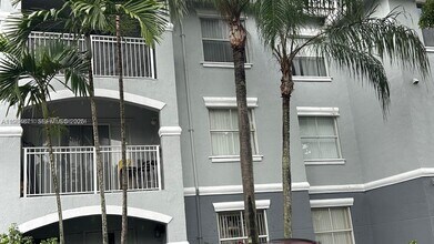 155 NW 96th Terrace in Pembroke Pines, FL - Building Photo - Building Photo