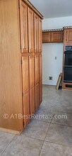 900 Arlene Ct in Escalon, CA - Foto de edificio - Building Photo