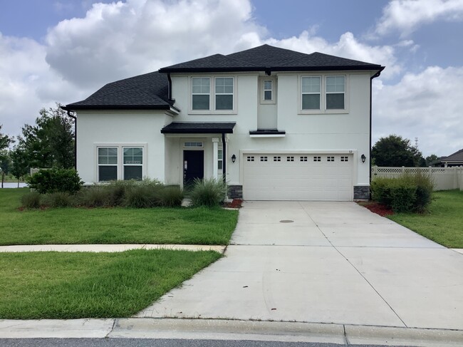 property at 32 Atlanta Dr