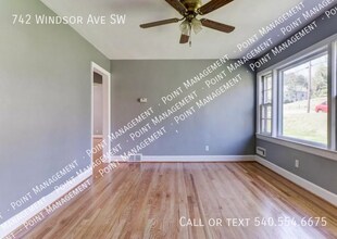 742 Windsor Ave SW in Roanoke, VA - Building Photo - Building Photo