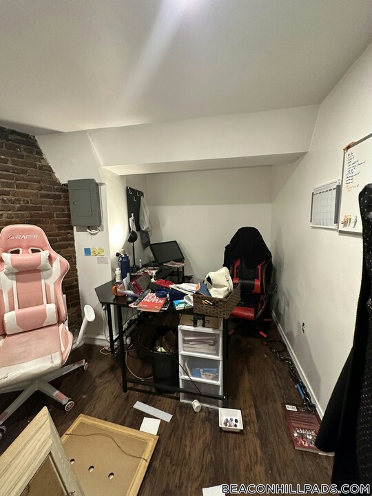40 Anderson St in Boston, MA - Building Photo