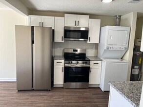 3893 Fairmont Ave in Macon, GA - Building Photo - Building Photo