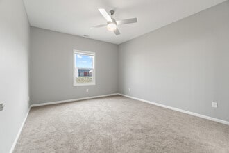 805 Melody Cir N in Fort Wayne, IN - Building Photo - Building Photo