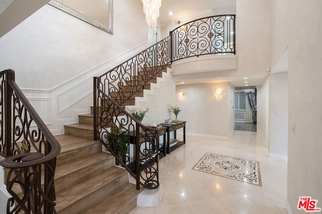 22711 Margarita Dr in Los Angeles, CA - Building Photo - Building Photo