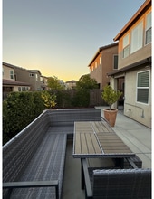 866 Wishon Ave W in Madera, CA - Building Photo - Building Photo