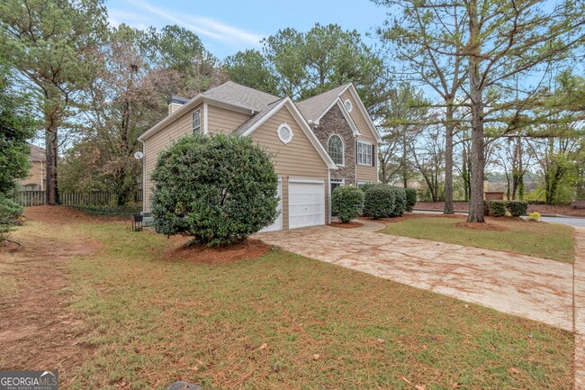 1385 Pinebreeze Way in Marietta, GA - Building Photo - Building Photo