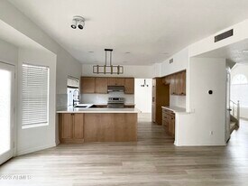 11417 W Sage Ct in Avondale, AZ - Building Photo