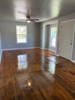 1714 NW Euclid Ave in Lawton, OK - Building Photo