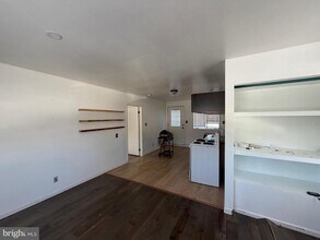 644 Cooper St in Beverly, NJ - Building Photo - Building Photo