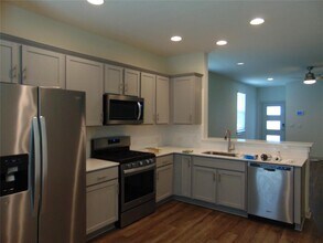 7707 Jackson Graham Dr in Austin, TX - Building Photo - Building Photo