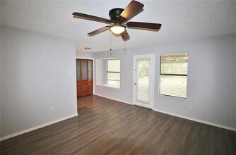 4744 Meadow Trail Dr in Dallas, TX - Building Photo - Building Photo