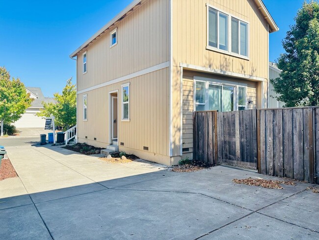 property at 749 Fresno Ave