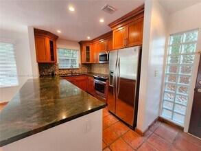 2989 Bridgeport Ave in Miami, FL - Building Photo - Building Photo