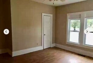 404 Bell Ave in Hartsville, SC - Building Photo