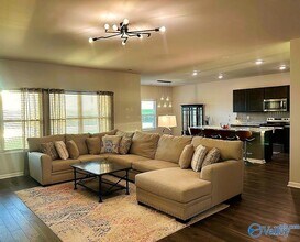 167 Red Fox Wy in Meridianville, AL - Building Photo - Building Photo