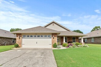 7122 Pale Dawn Pl SE in Owens Cross Roads, AL - Building Photo - Building Photo
