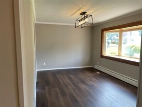 54 Schneider Ln in Hauppauge, NY - Building Photo - Building Photo