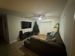 2111 Warwick Rd in Melbourne, FL - Building Photo - Building Photo