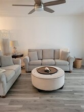 220 Santa Maria St in Venice, FL - Building Photo - Building Photo