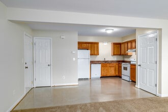 Parkview Apartments in Orange, VA - Building Photo - Interior Photo