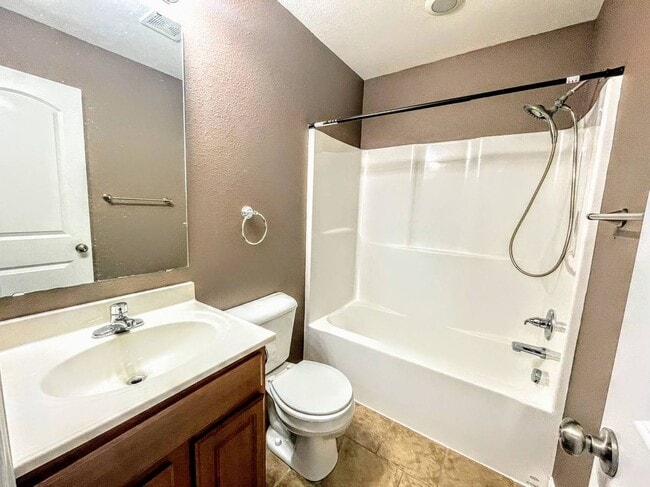 property at 110 Lakeview Ct