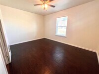 3514 Sparrow St photo'