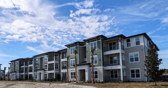 Bristol Park Apartments in Mount Dora, FL - Foto de edificio - Building Photo