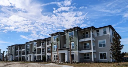 Bristol Park Apartments in Mount Dora, FL - Building Photo - Building Photo