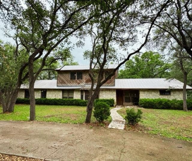 property at 2009 Crosscreek Trail