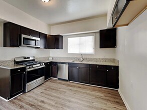 426 Nueces Spring in San Antonio, TX - Building Photo - Building Photo