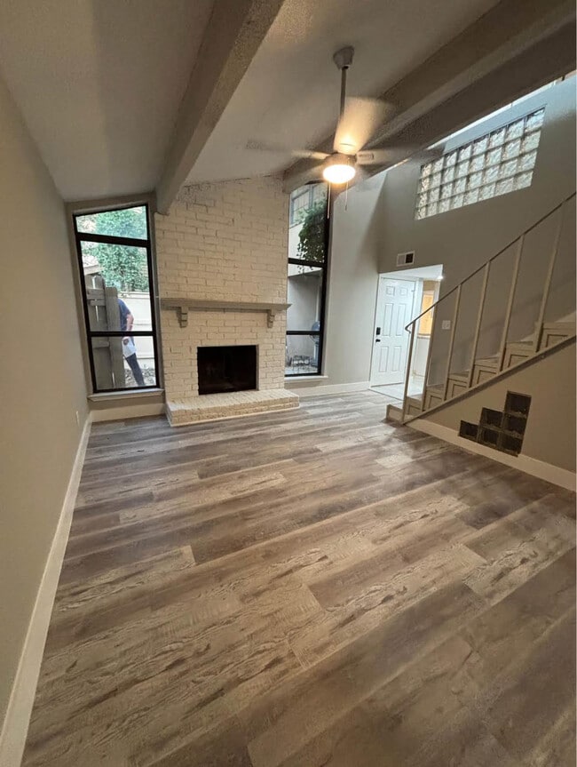 5614 Harvest Hill Rd