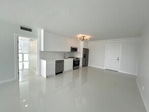 3003 Terramar St in Fort Lauderdale, FL - Building Photo - Building Photo