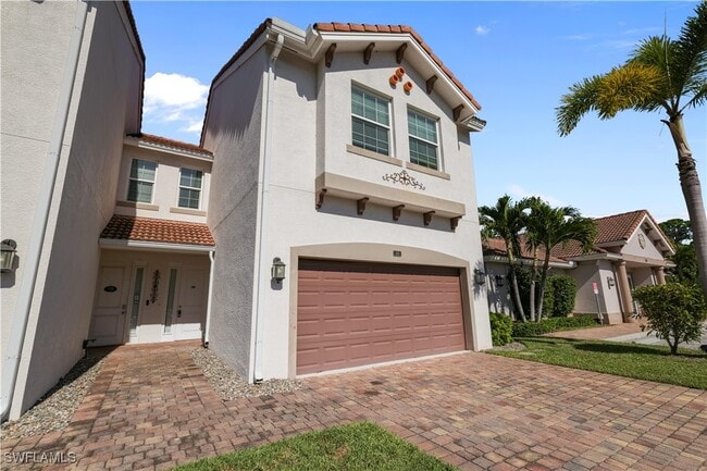 property at 7139 Greenwood Park Cir