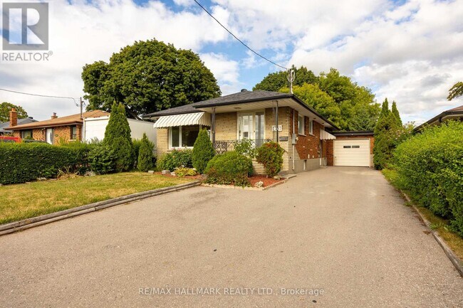 property at 415 Stevenson Rd N