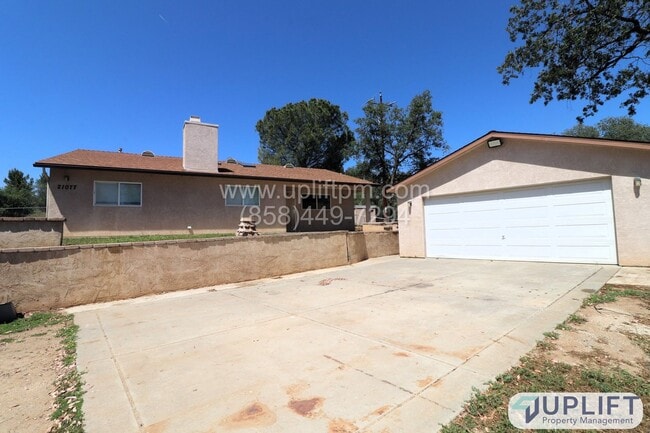 property at 21077 Sutherland Dam Rd