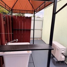 6524 Wiley St-Unit -B in Hollywood, FL - Building Photo - Building Photo