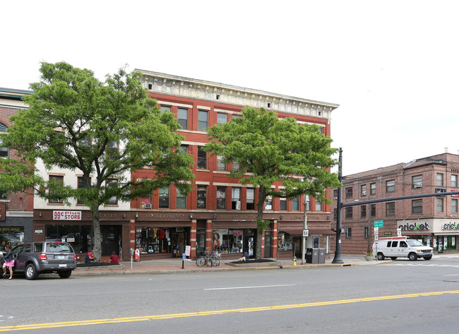 460-470 Main St in Middletown, CT - Building Photo - Building Photo